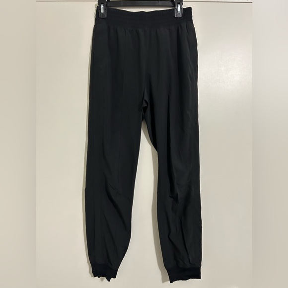 Lululemon Women’s Joggers - Picture 1 of 2